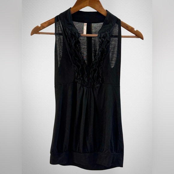 RUE21 • Charcoal and Black Ruffle Cardigan - Picture 1 of 8